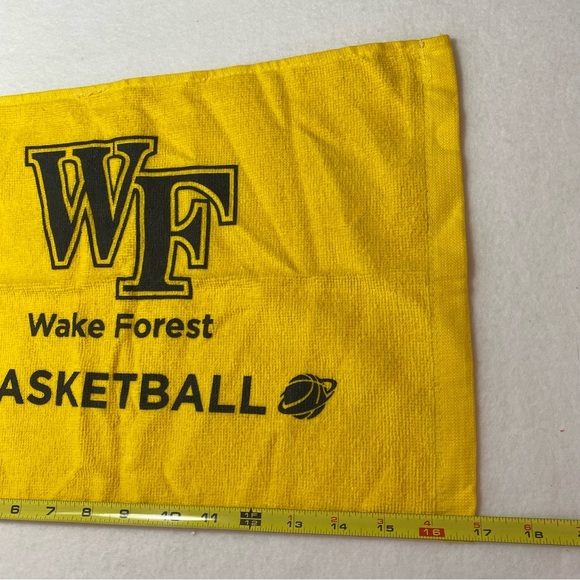 Wake Forest University Rally Towel NCAA Basketball SGA Yellow Demon Deacon WF - Picture 2 of 6